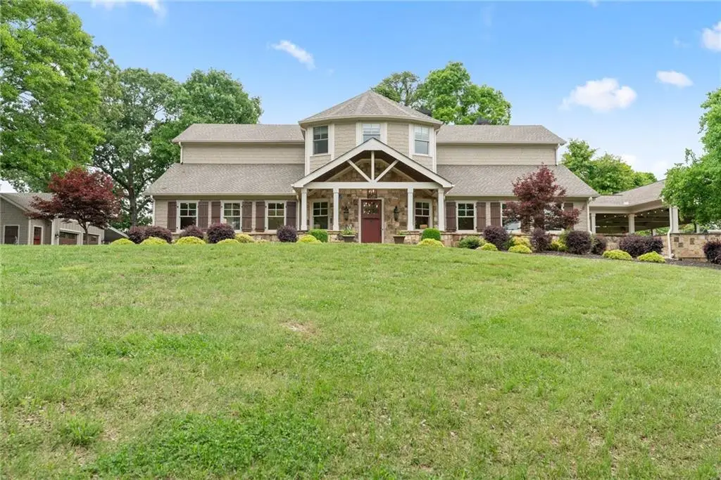 4601 N Browning Bridge Road, Gainesville, GA 30506 - #1