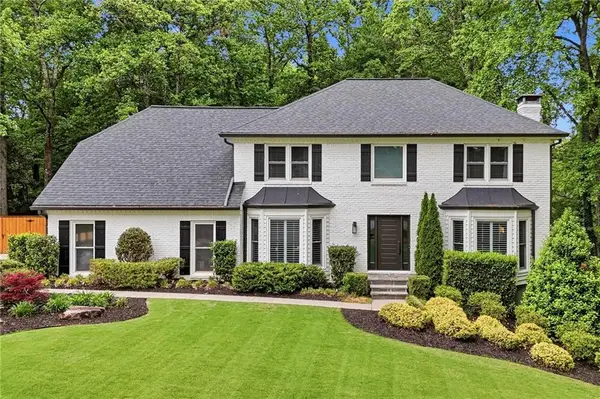 925 Kingridge Court, Roswell, GA 30075