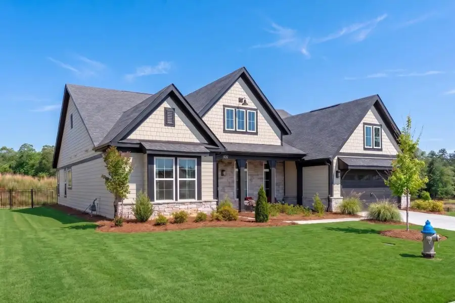 426 Clear Lake Parkway, Hoschton, GA 30548 - #2