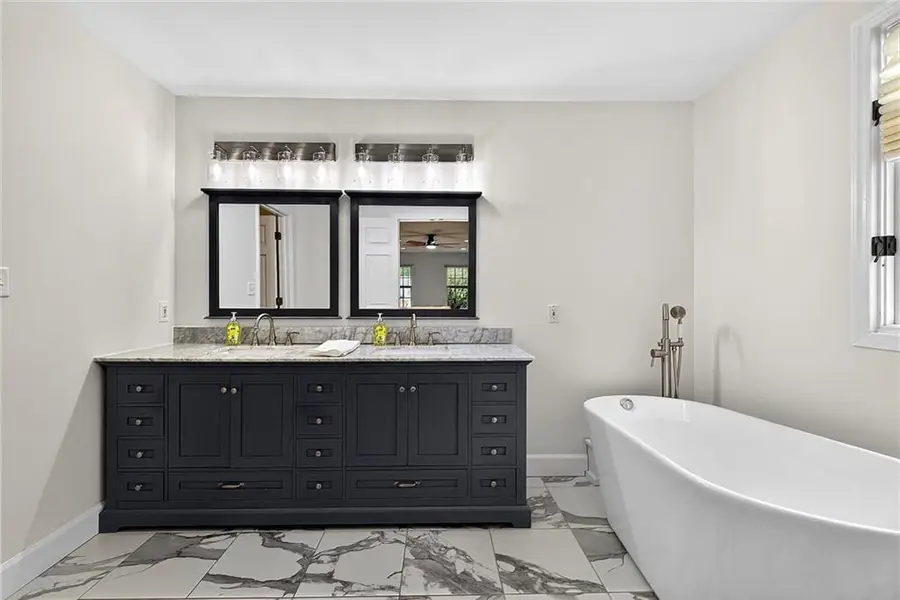 445 Cove Drive Ne, Marietta, GA 30067 - #3