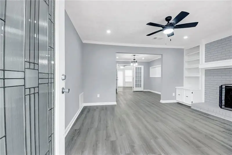 1406 Sycamore Drive Nw, Kennesaw, GA 30152 - #2