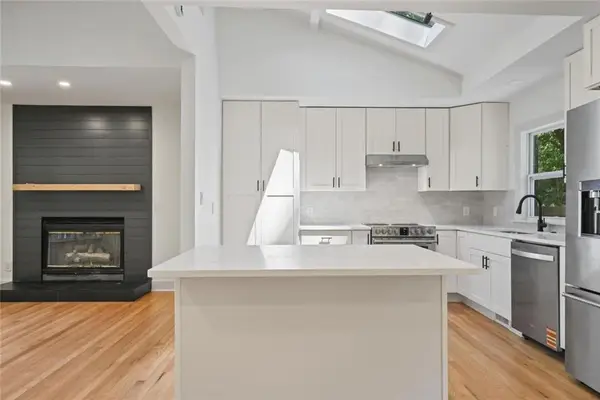 110 Bonnie Lane Ne, Sandy Springs, GA 30328