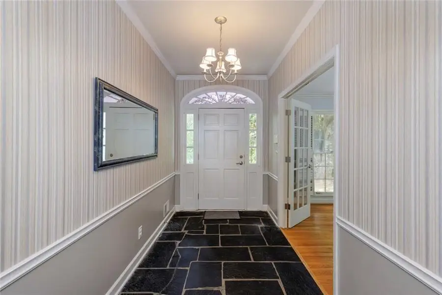 6095 River Shore Parkway Nw, Sandy Springs, GA 30328 - #3