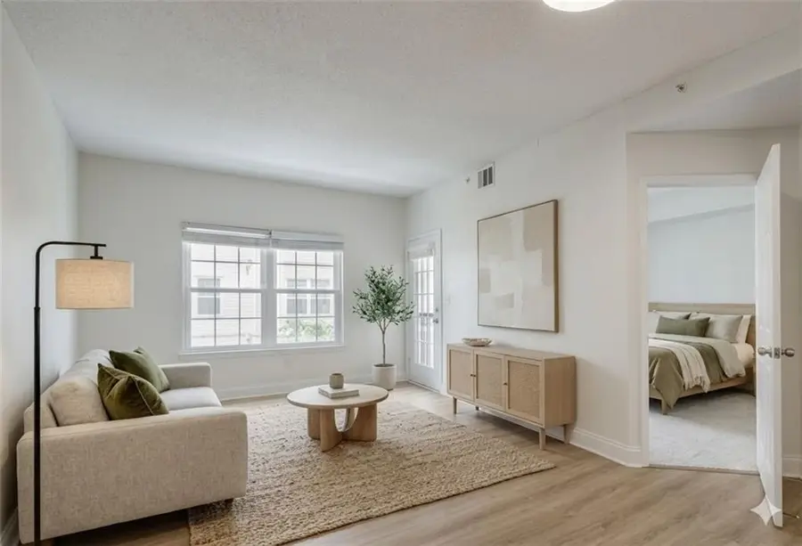 1075 Peachtree Walk Ne #A301, Atlanta, GA 30309 - #2