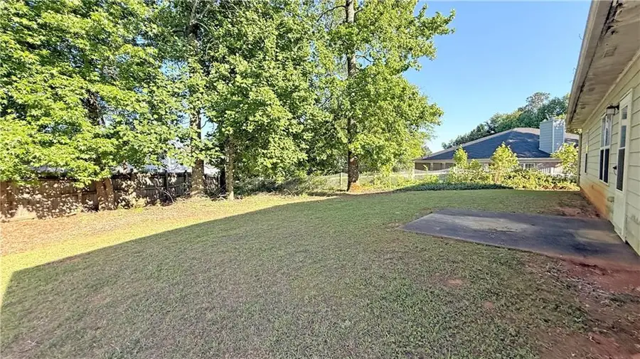 65 Lakeridge Ct, Covington, GA 30016 - #3