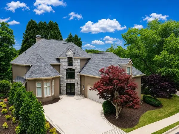 915 Renaissance Way, Roswell, GA 30076