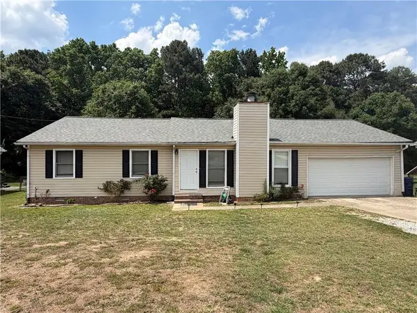 1631 Rose Garden Lane, Loganville, GA 30052