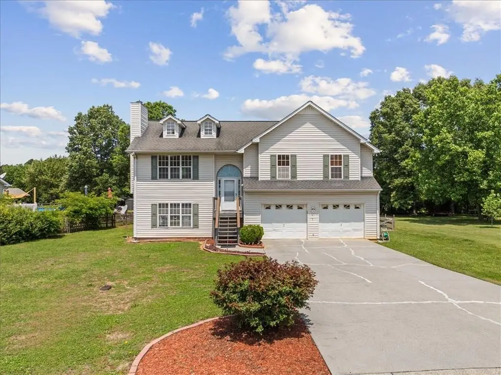 143 Honeysuckle Drive Se, Calhoun, GA 30701 - #1