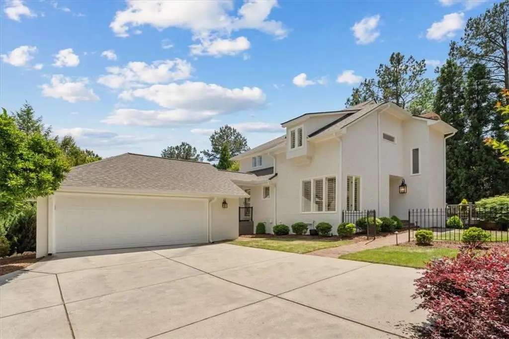 2585 Links End, Roswell, GA 30076 - #1