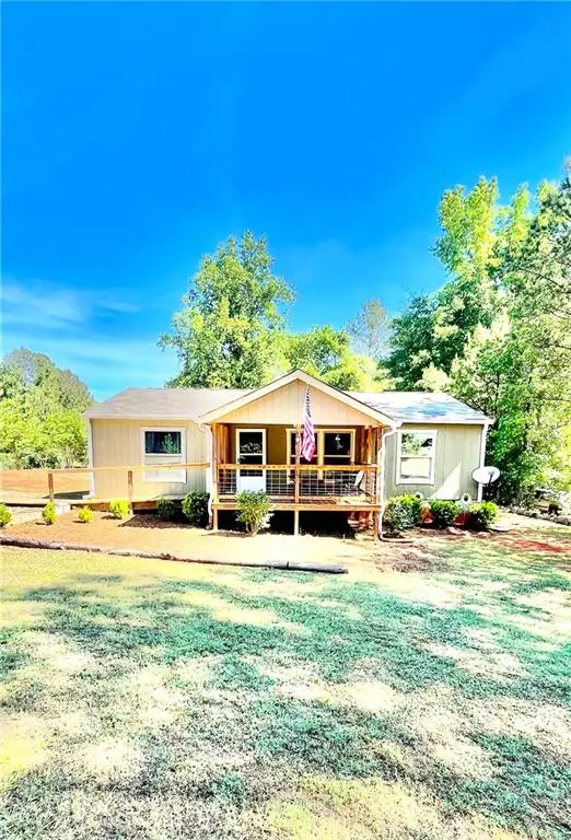 1090 River Woods Drive, Madison, GA 30650 - #1
