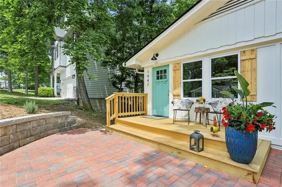 1947 Main Street Nw, Atlanta, GA 30318 - #2