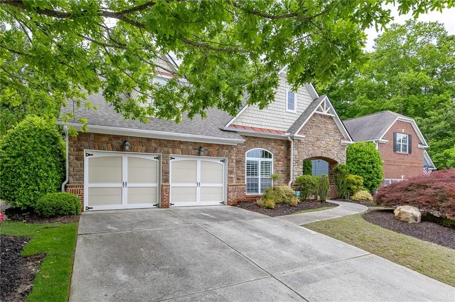 7042 Tree House Way, Flowery Branch, GA 30542 - #2