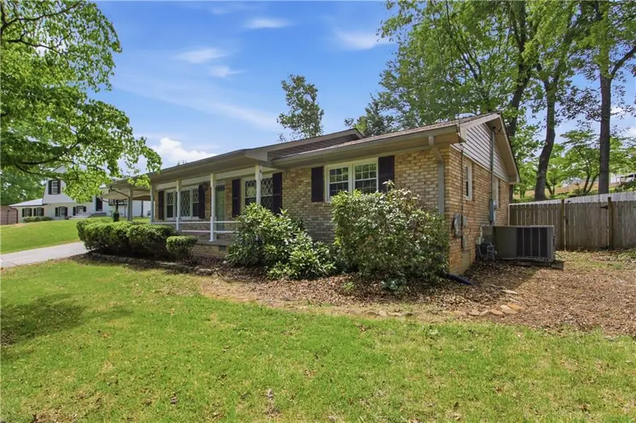 2795 Cottonwood Drive, Marietta, GA 30066 - #2