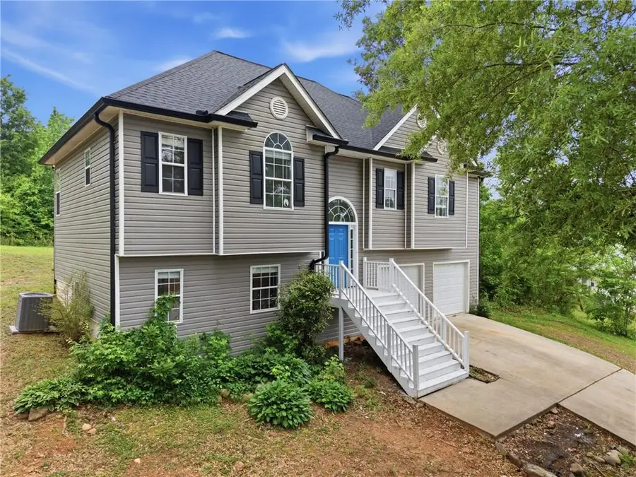 109 Arlington Court, Newnan, GA 30263 - #2