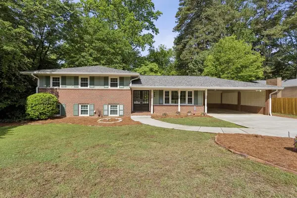 688 Huntington Place Se, Marietta, GA 30067