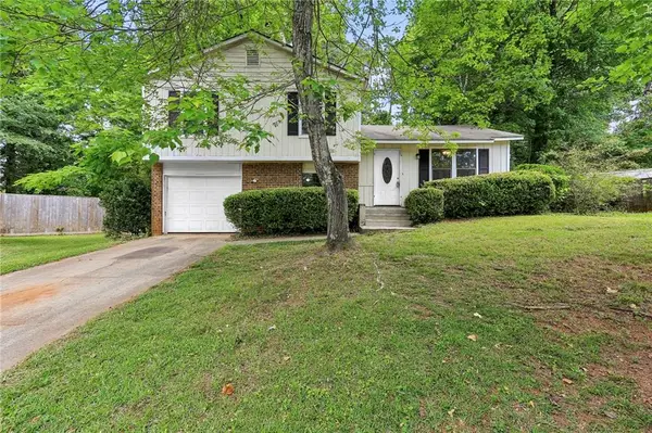 731 Hairston Crossing Trail, Stone Mountain, GA 30083