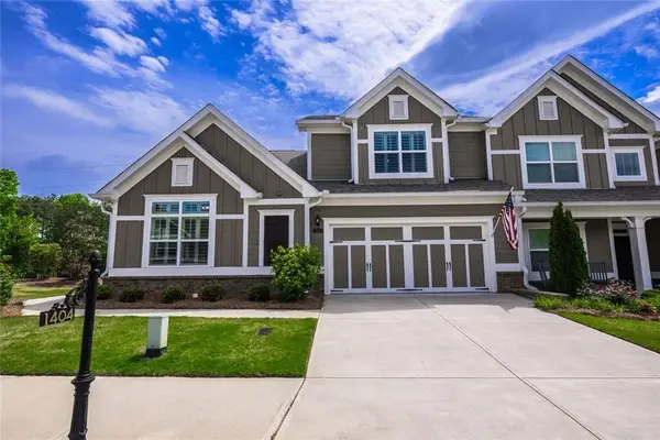1404 Lexington Green Pines #1404, Cumming, GA 30040