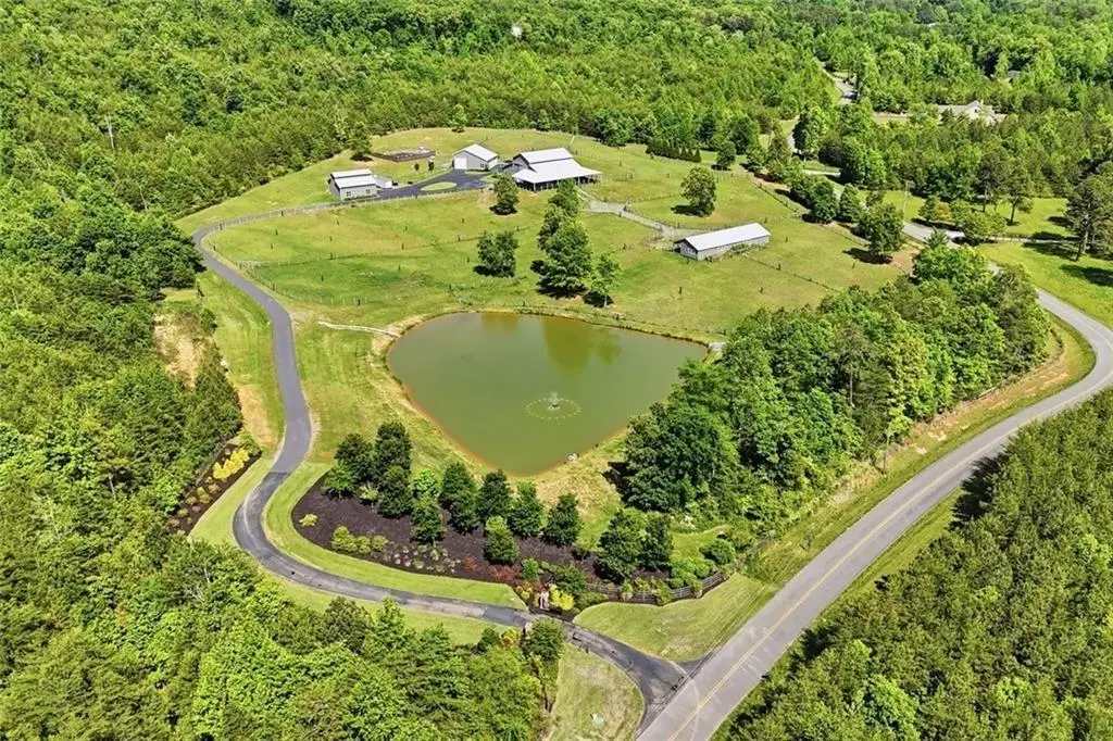 445 E Valley Road Ne, Rydal, GA 30171 - #1