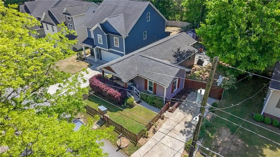 2428 Brantley Street Nw, Atlanta, GA 30318 - #2