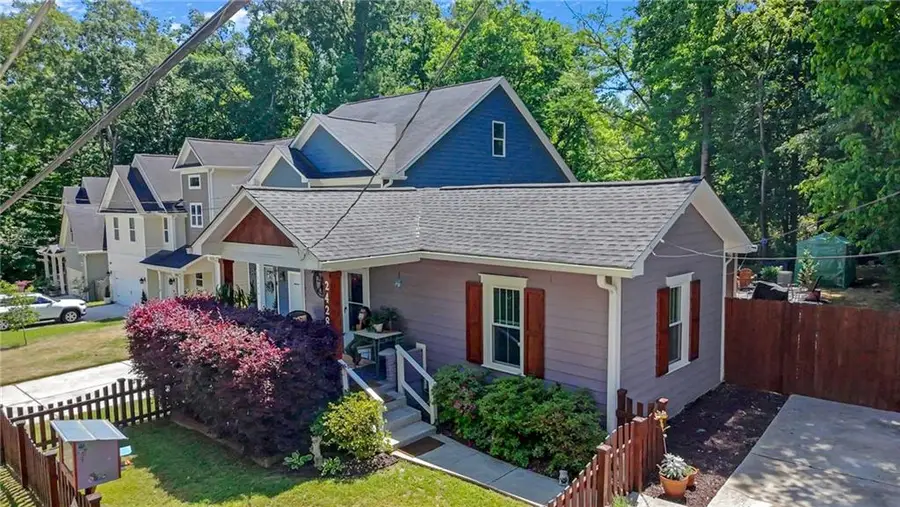 2428 Brantley Street Nw, Atlanta, GA 30318 - #3
