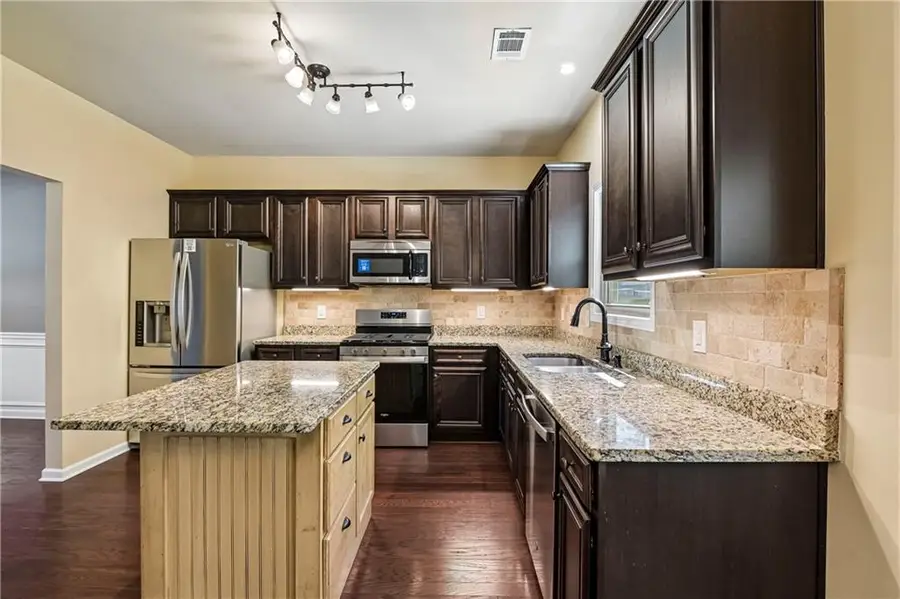 252 Stone Lake Drive, Dallas, GA 30157 - #2