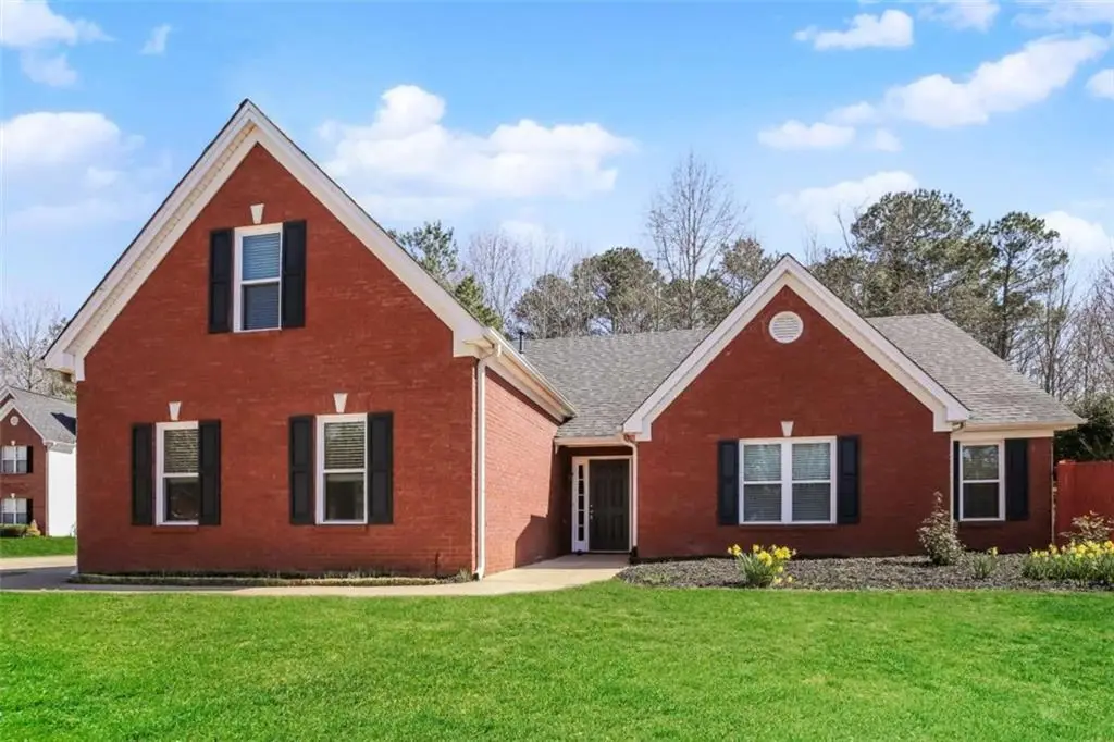 5382 Valley Forest Way, Flowery Branch, GA 30542 - #1
