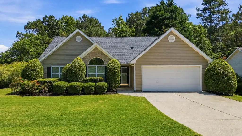 6196 Mount Salem Circle, Flowery Branch, GA 30542 - #1