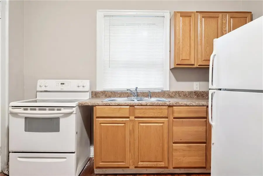 149 Peachtree Street, Griffin, GA 30223 - #3