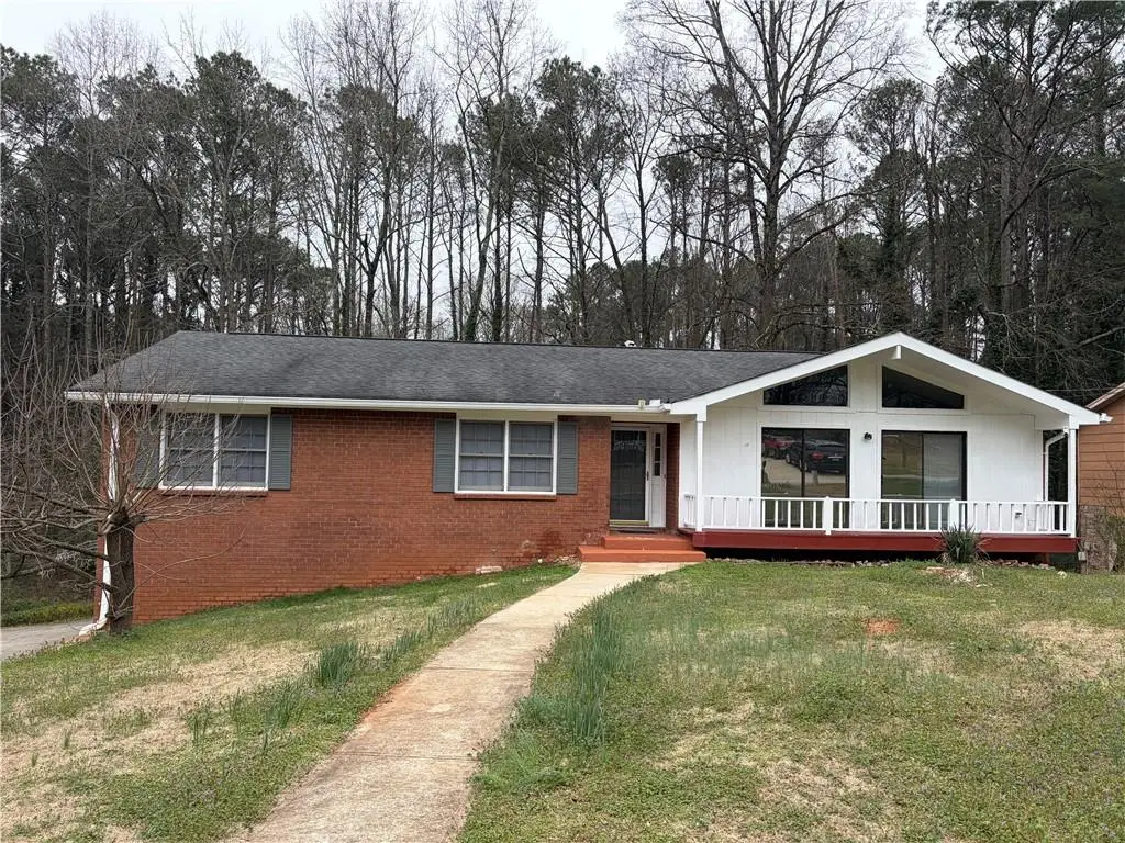 5252 Enchanted Cove Sw, Lilburn, GA 30047 - #1