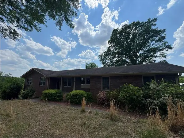 3774 Friendship Circle, Buford, GA 30519