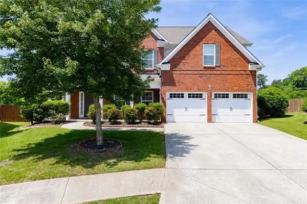 820 Sapphire Lane, Sugar Hill, GA 30518