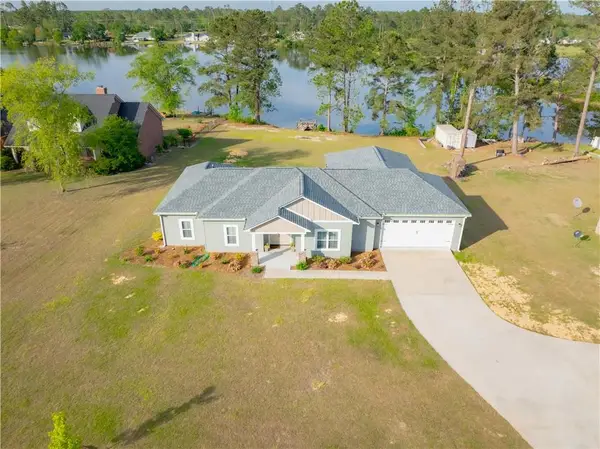 179 Woodlake Circle, Douglas, GA 31535