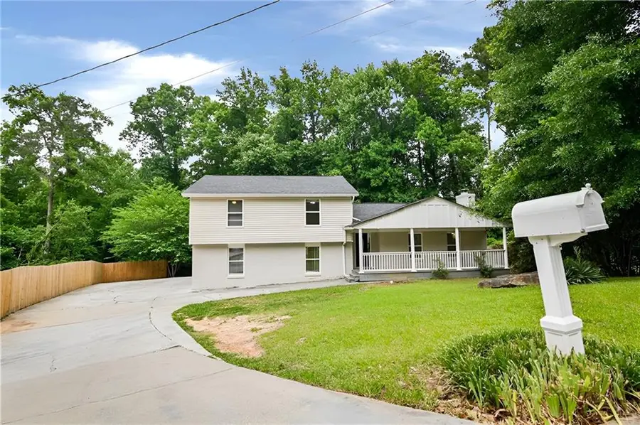 635 Garden Grove Drive, Lawrenceville, GA 30044 - #2