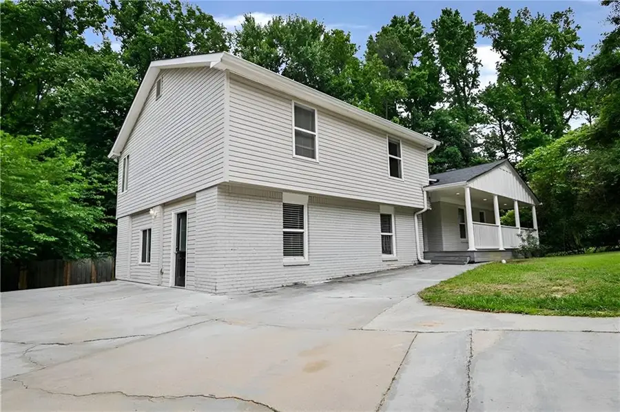 635 Garden Grove Drive, Lawrenceville, GA 30044 - #3