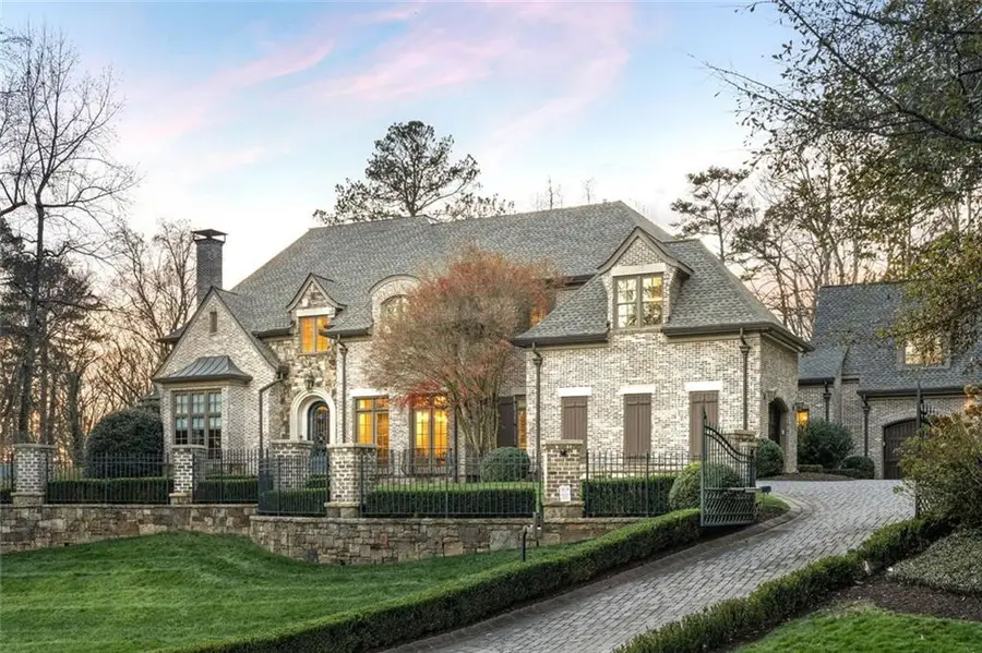 4076 Glen Devon Drive Nw, Atlanta, GA 30327 - #2