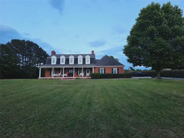 1444 Doe Valley Drive, Lithonia, GA 30058