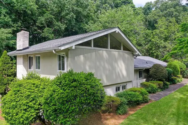 5492 N Peachtree Road, Atlanta, GA 30338