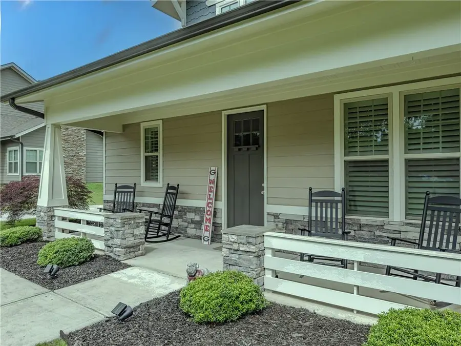 198 Woodlawn Avenue, Winder, GA 30680 - #3