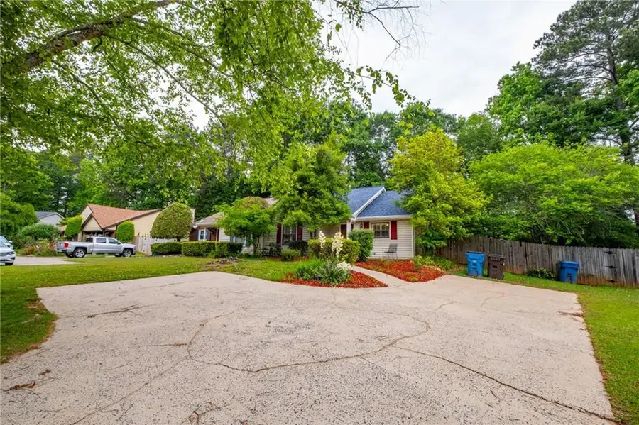 5097 Village Green Way, Alpharetta, GA 30009 - #2
