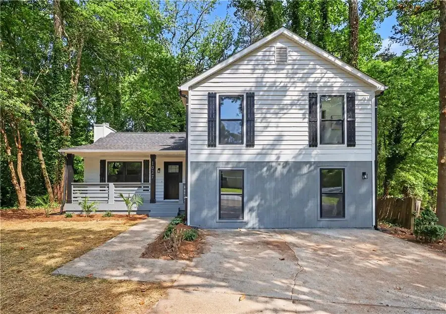 1027 Mainstreet Lake Drive, Stone Mountain, GA 30088 - #2