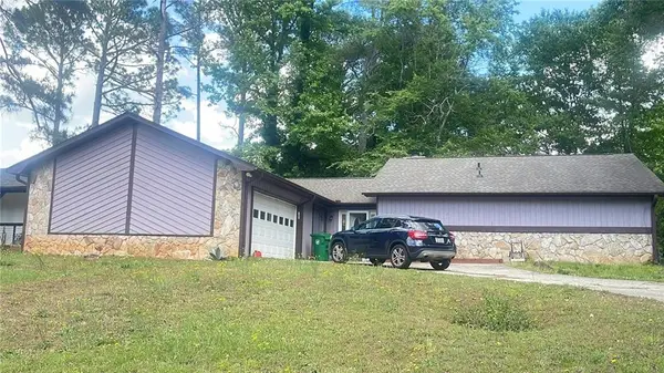 5025 Stoney Point Circle, Stone Mountain, GA 30088