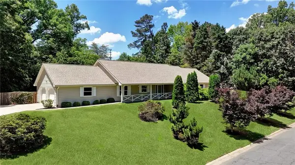 2861 Interlaken Drive, Marietta, GA 30062