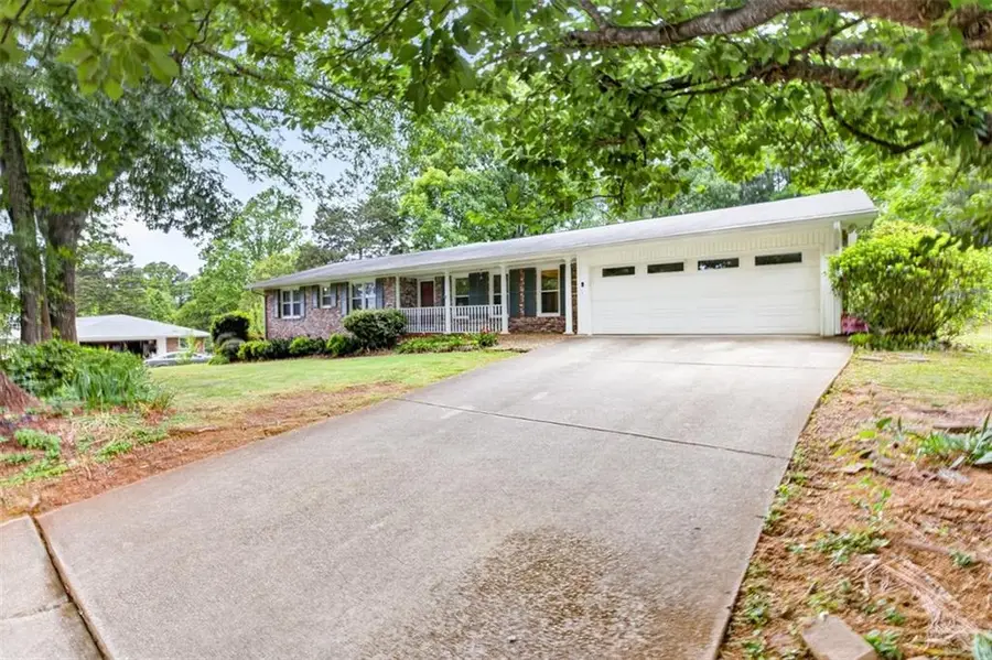 5623 Crestwood Drive, Stone Mountain, GA 30087 - #3