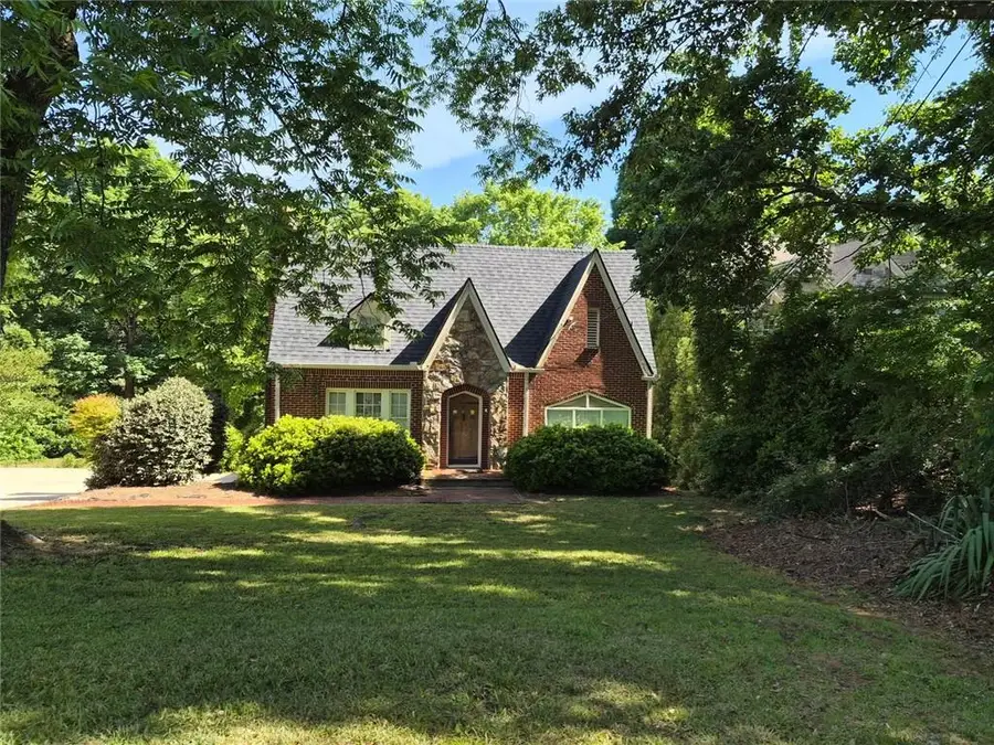 152 Mt Paran Road Ne, Sandy Springs, GA 30327 - #2