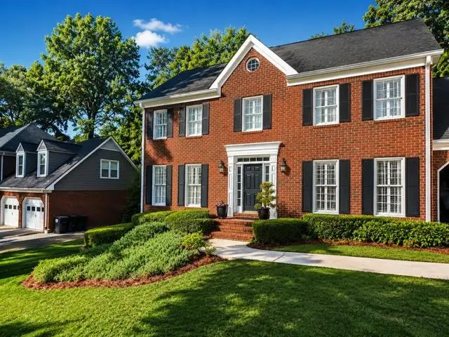 4648 Glenforest Drive Ne, Roswell, GA 30075 - #2