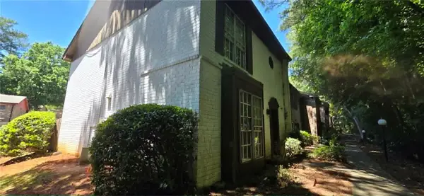 673 Garden Walk Drive, Stone Mountain, GA 30083