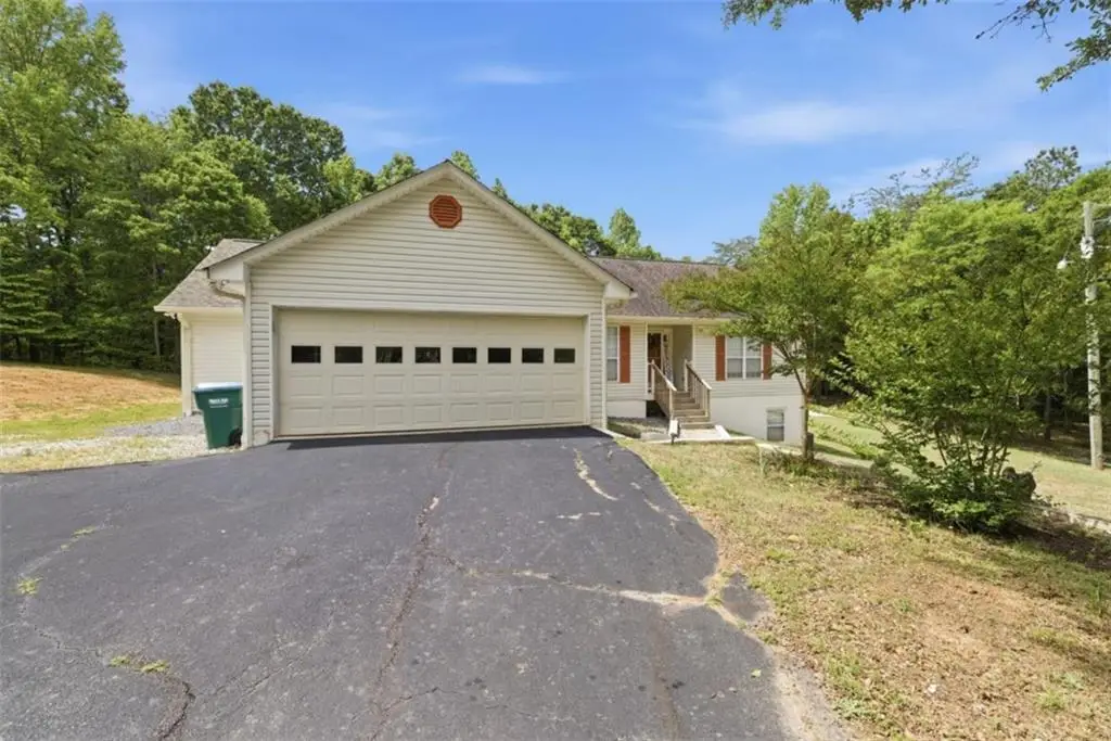 949 Smallwood Drive, Commerce, GA 30529 - #1
