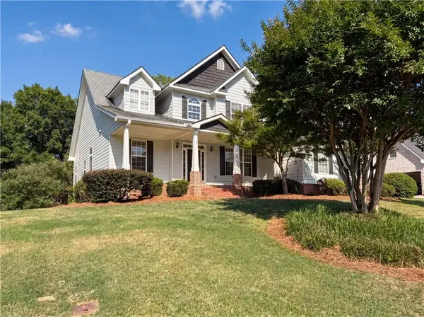 8111 Crestview Drive Se, Covington, GA 30014