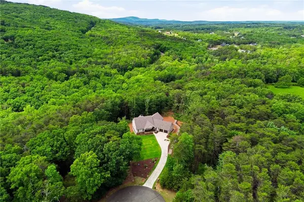121 Westwind Court, Jasper, GA 30143