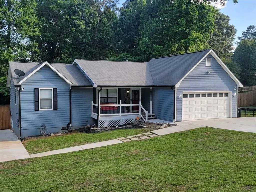 5104 Carole Place Sw, Stone Mountain, GA 30087 - #1